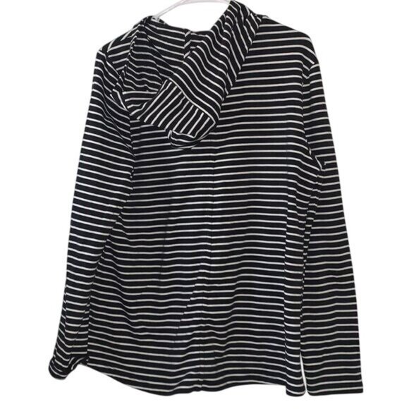 Isaac Mizrahi Live! Black & White Striped Cardigan With Pockets Made In Vietnam - Picture 6 of 8